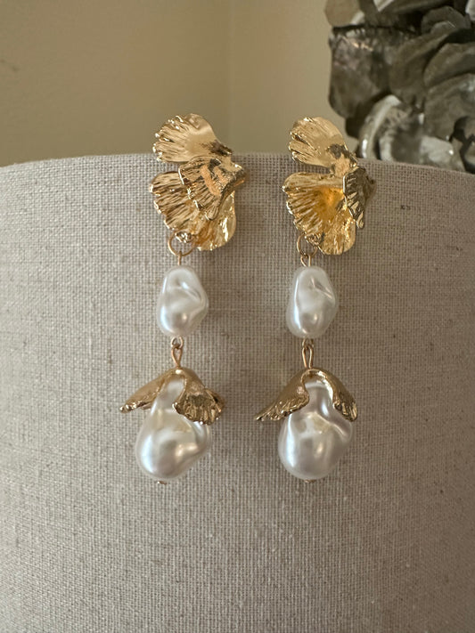 The Elizabeth Earrings