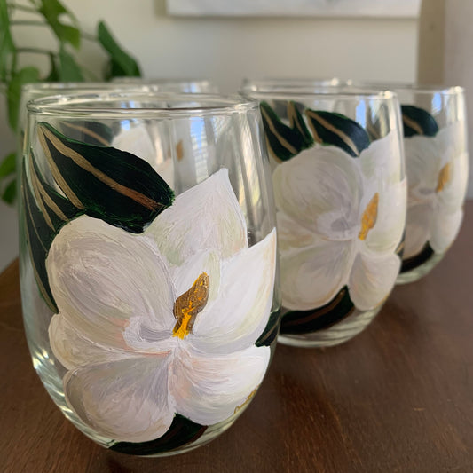 Sweet Magnolias Wine Glass